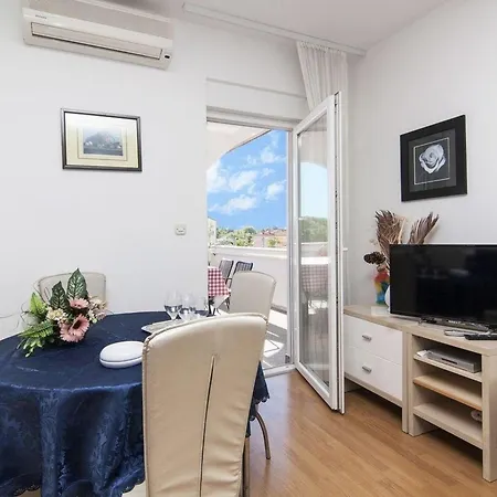 Appartement Fuer 4 Personen Ca 55 Qm In Valbandon, Istrien Istrische Riviera